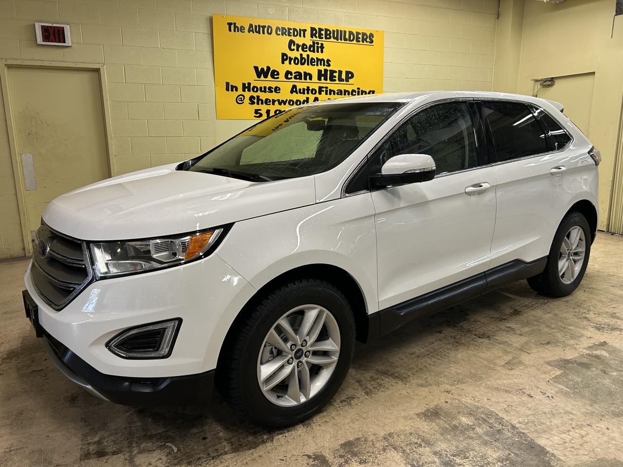 2018 Ford Edge SEL Photo2