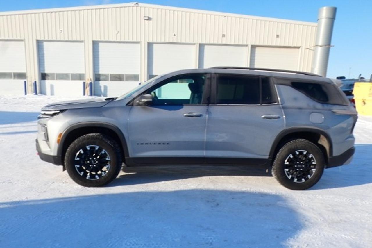 2025 Chevrolet Traverse Z71 w/Htd Leather, pano S/R, NAV, BUC - Photo #1