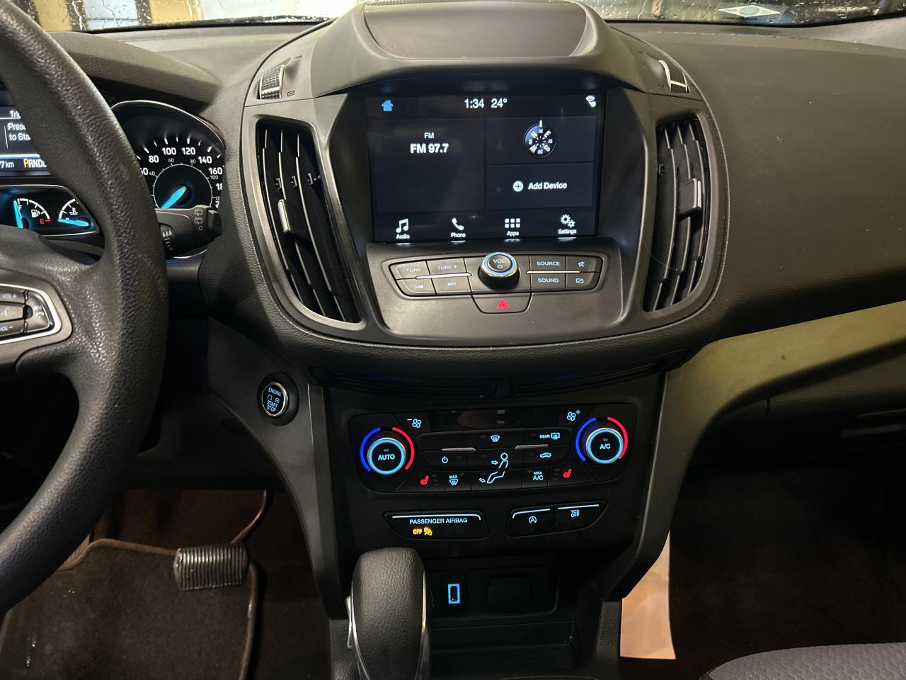 2019 Ford Escape SE Photo