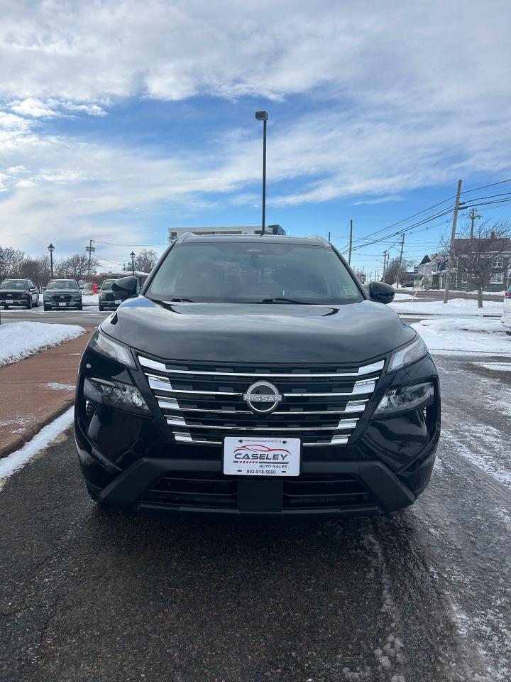 2024 Nissan Rogue SV MOONROOF Photo