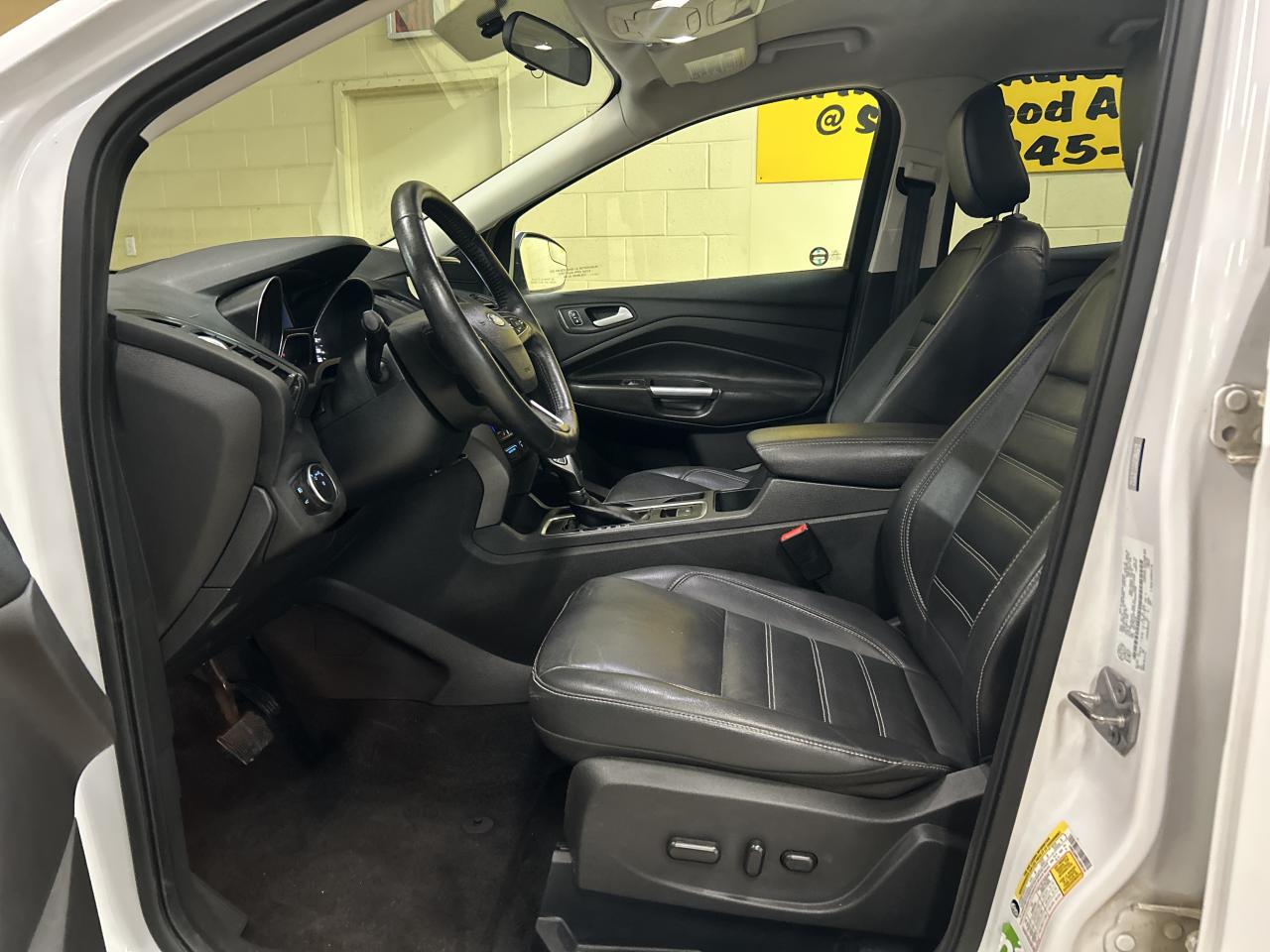 2018 Ford Escape SEL Photo