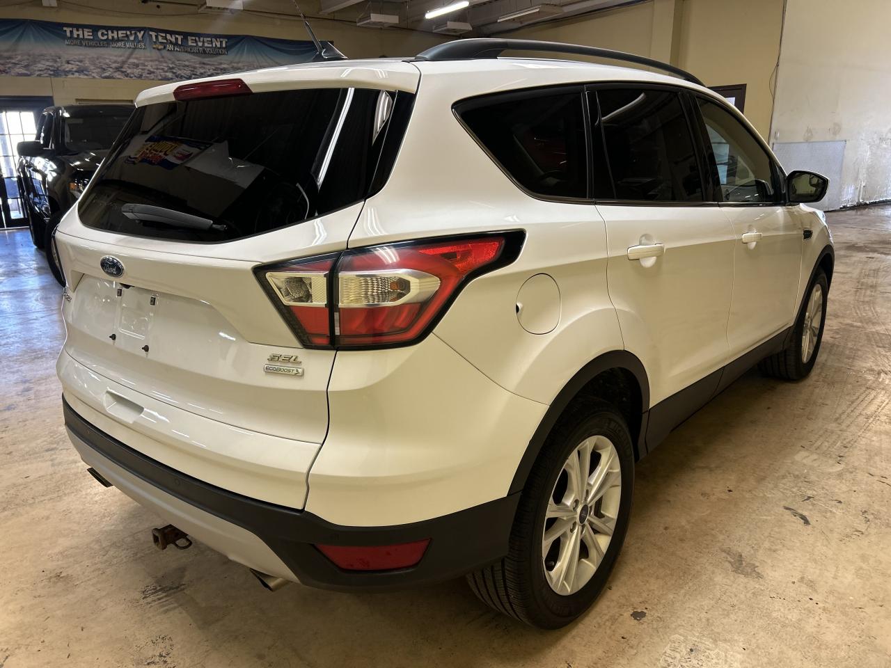 2018 Ford Escape SEL Photo