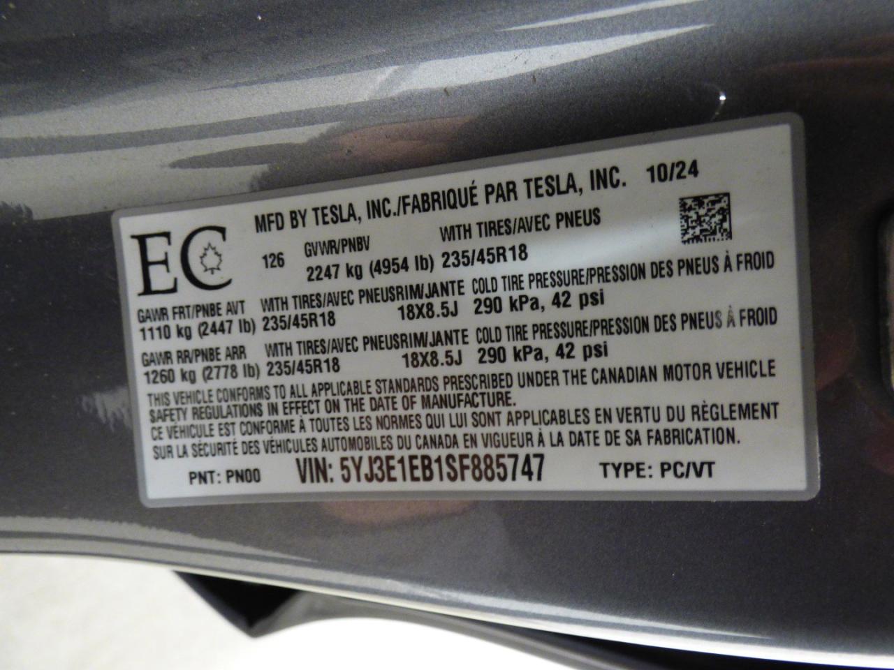 2025 Tesla Model 3 LONG RANGE Photo