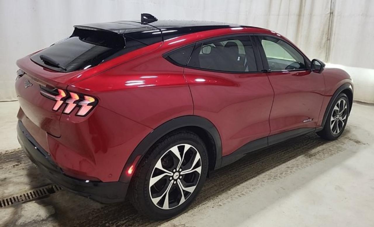 2021 Ford Mustang Mach-E Premium AWD | Extended Range | Leather | Glass Roof | 360 Camera | Adaptive Cruise | and More ! Photo