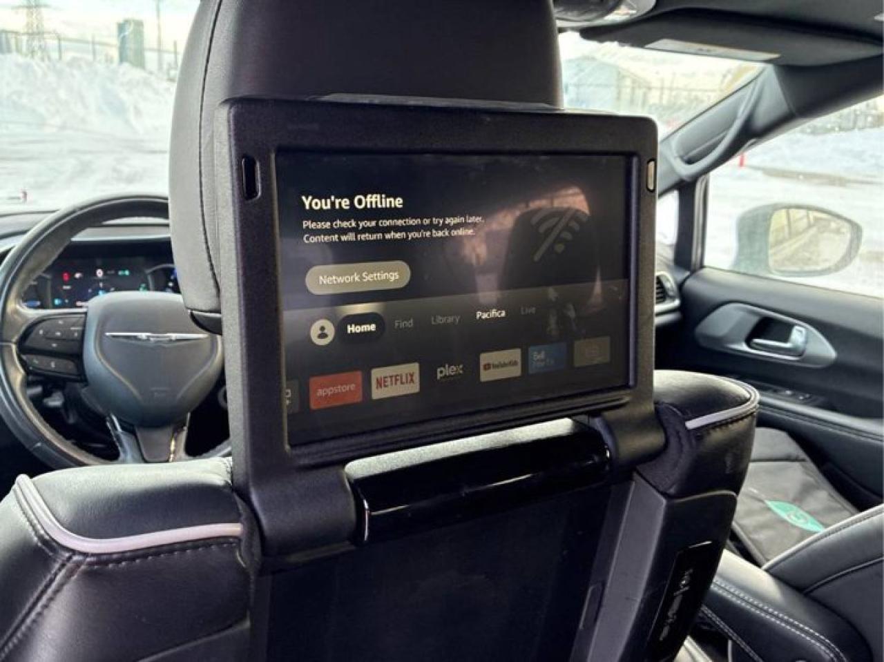 2022 Chrysler Pacifica Hybrid Limited | DVD Theatre Pkg | "S" Pkg |Pano Roof | Leather | 360 Camera | Adaptive Cruise and More ! Photo2