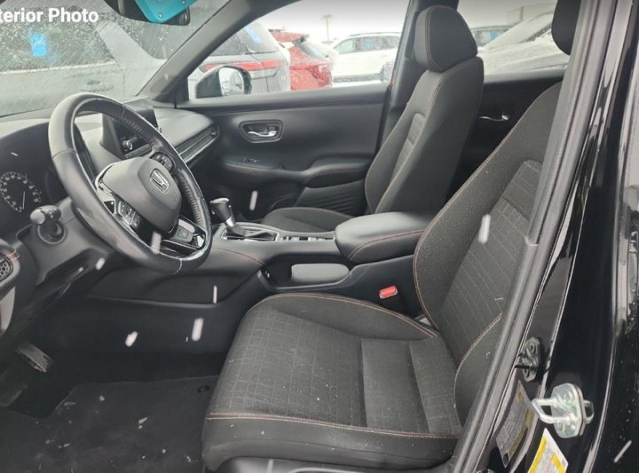 2023 Honda HR-V Sport AWD | Sunroof | Heated Seats | Adaptive Cruise | Rear Cam | CarPlay | and More ! Photo