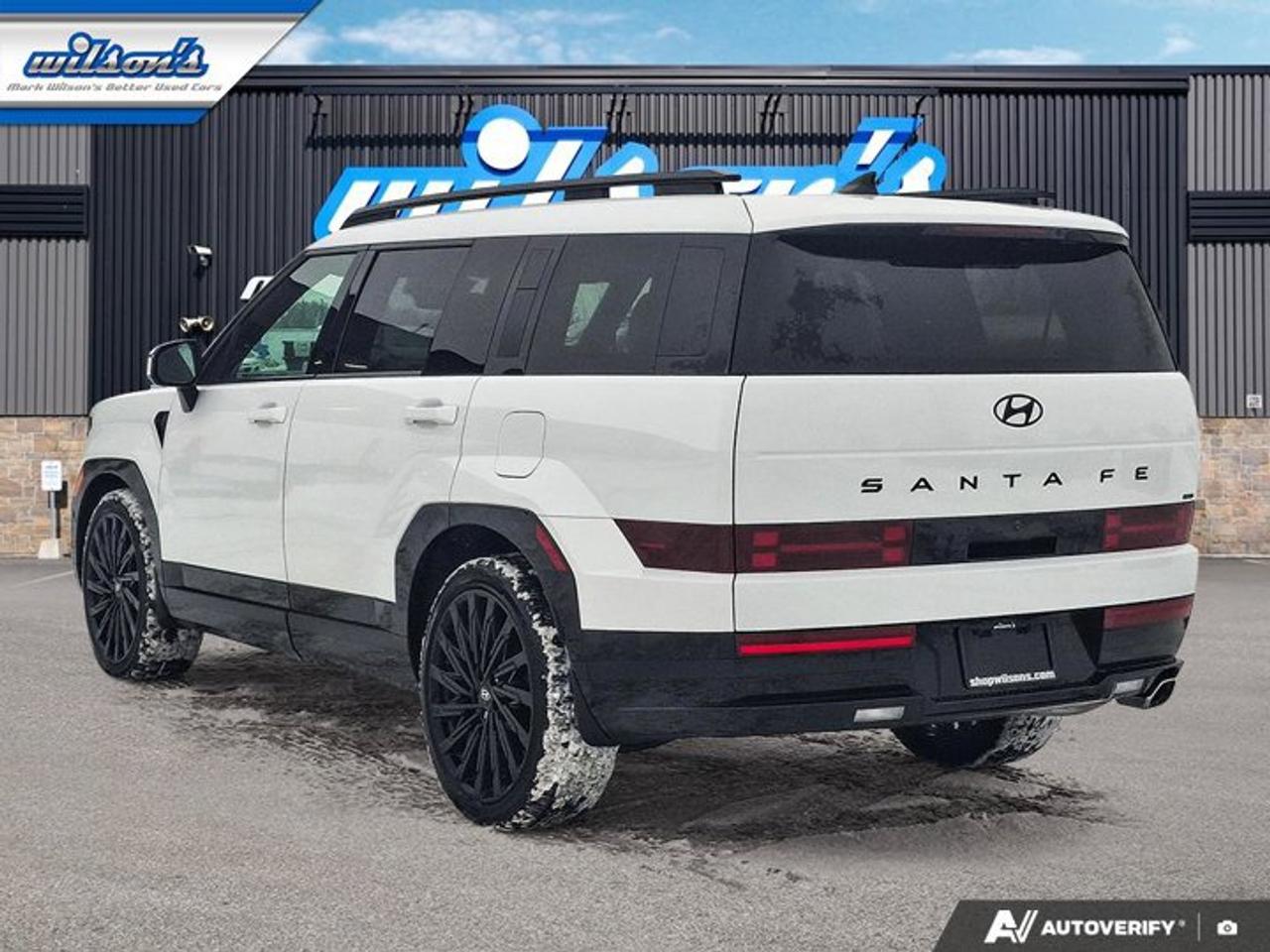 2025 Hyundai Santa Fe Ultimate Calligraphy AWD | 2nd Row Captain's Chairs | Moonroof | Heated + Cooled Seats | and More ! Photo