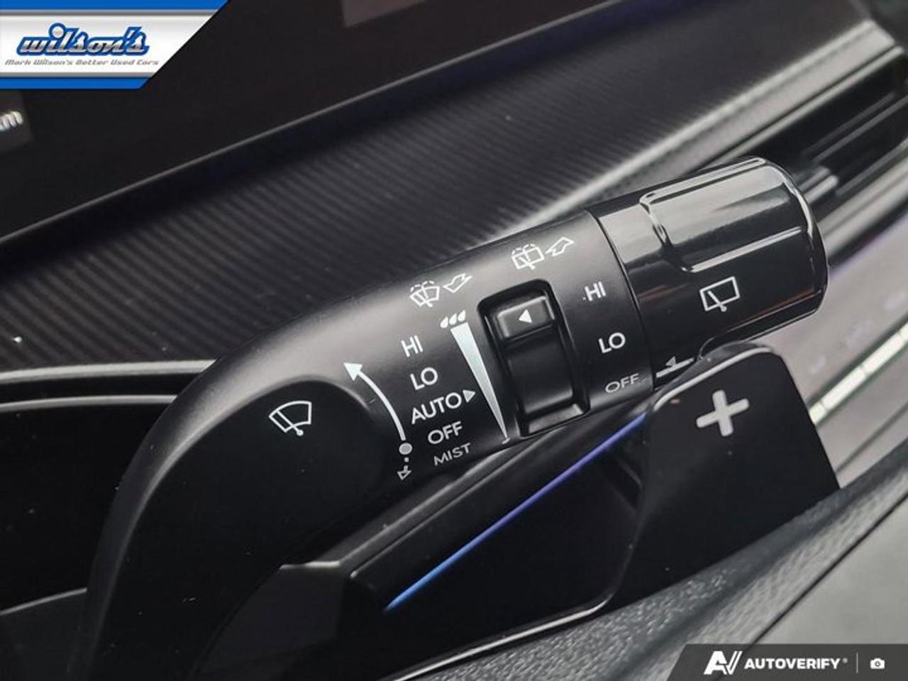 2025 Hyundai Santa Fe Ultimate Calligraphy AWD | 2nd Row Captain's Chairs | Moonroof | Heated + Cooled Seats | and More ! Photo