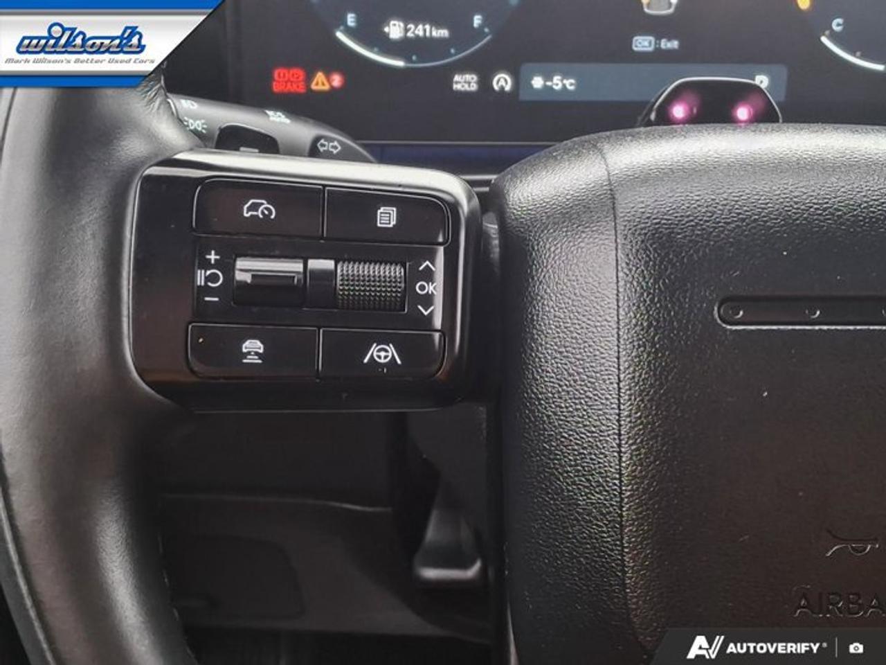 2025 Hyundai Santa Fe Ultimate Calligraphy AWD | 2nd Row Captain's Chairs | Moonroof | Heated + Cooled Seats | and More ! Photo