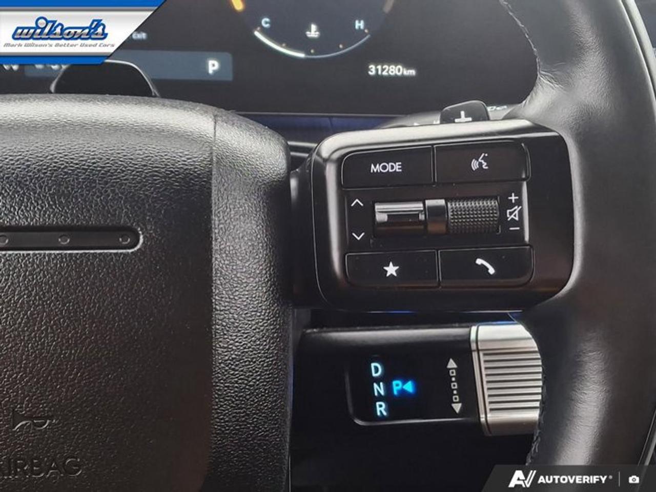 2025 Hyundai Santa Fe Ultimate Calligraphy AWD | 2nd Row Captain's Chairs | Moonroof | Heated + Cooled Seats | and More ! Photo