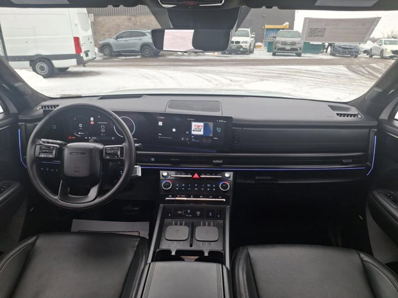 2025 Hyundai Santa Fe Ultimate Calligraphy AWD | 2nd Row Captain's Chairs | Moonroof | Heated + Cooled Seats | and More ! Photo