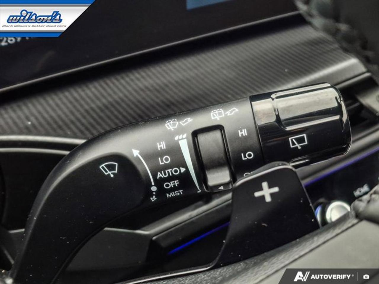 2025 Hyundai Santa Fe Ultimate Calligraphy AWD | 2nd Row Captain's Chairs | Moonroof | Heated + Cooled Seats | and More ! Photo