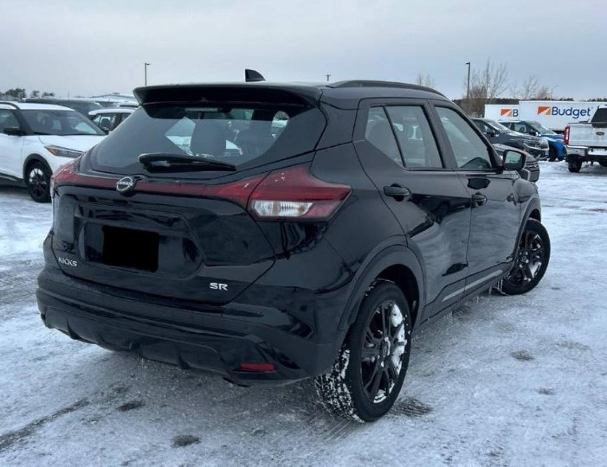 2024 Nissan Kicks SR | Leather | Heated Seats + Steering | 360 Cam | Bose Audio | Remote Start | and More ! Photo