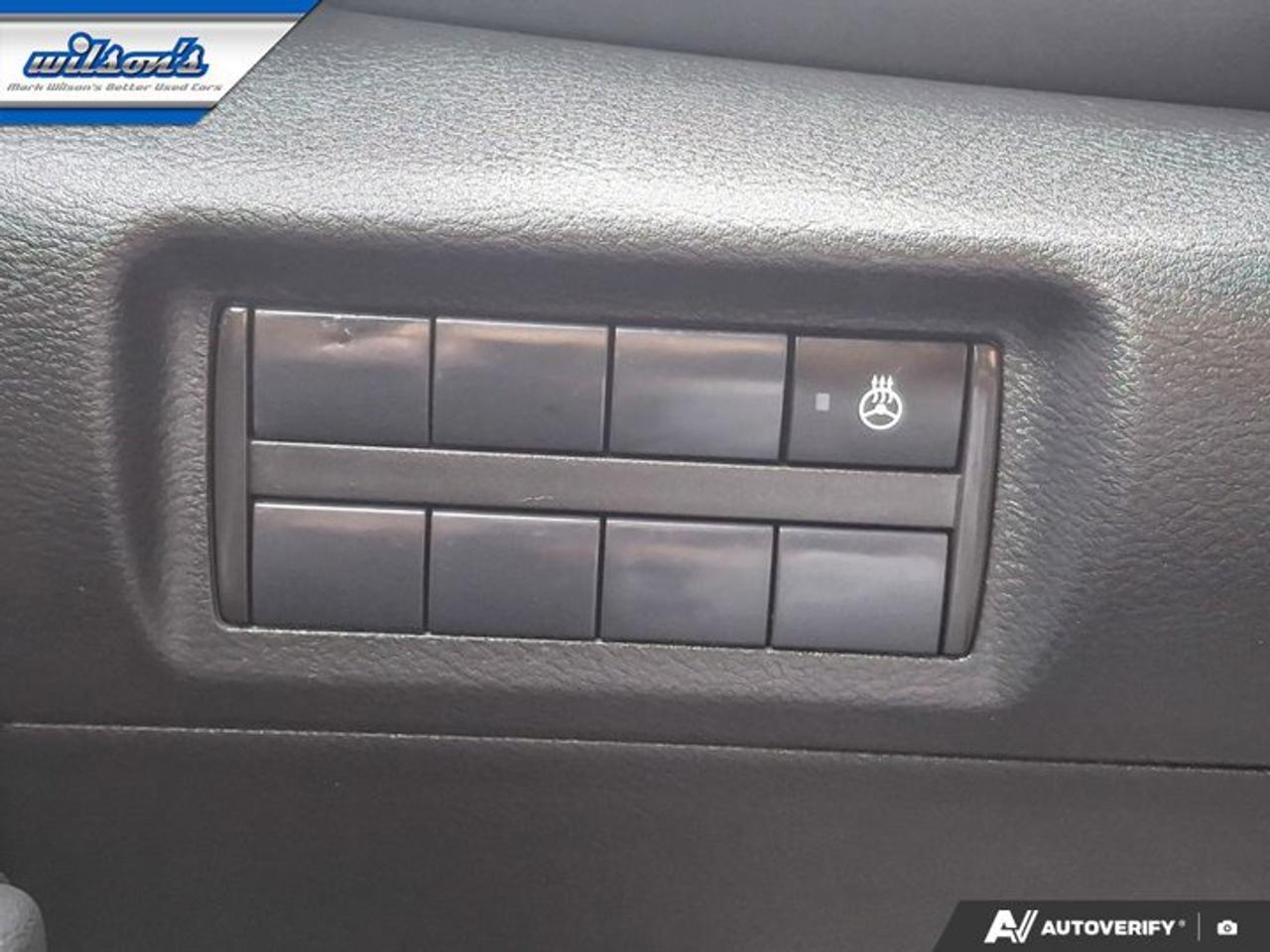 2024 Nissan Kicks SR | Leather | Heated Seats + Steering | 360 Cam | Bose Audio | Remote Start | and More ! Photo