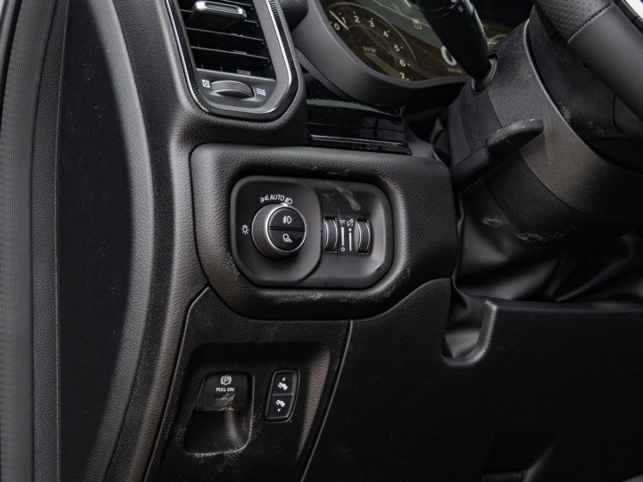 2026 RAM 1500 SPORT Photo