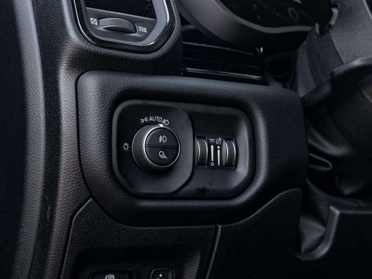 2026 RAM 1500 SPORT Photo