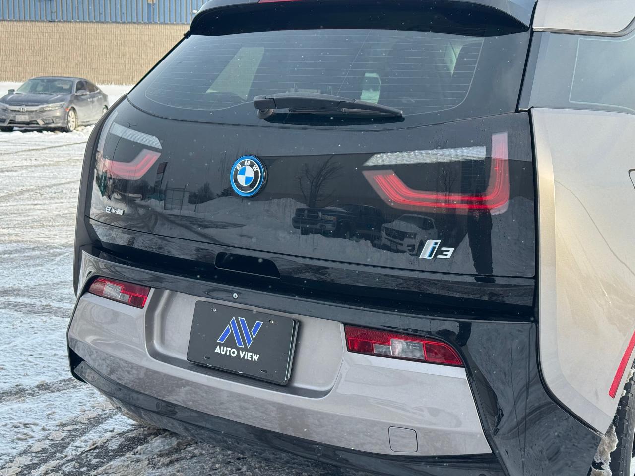 2014 BMW i3 BEV **FULLY ELECTRIC** Photo