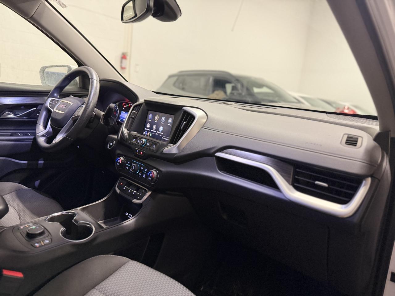 2022 GMC Terrain SLE Photo