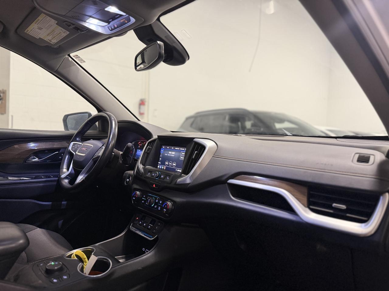 2021 GMC Terrain SLE Photo