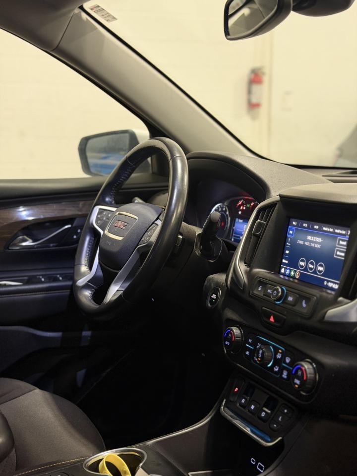 2021 GMC Terrain SLE Photo