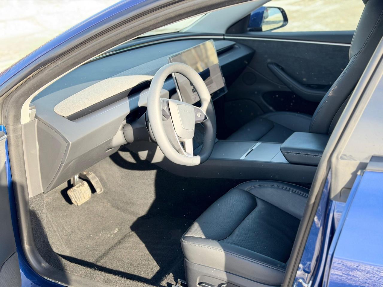 2024 Tesla Model 3 Long Range| ONE OWNER| CLEAN CARFAX| NO ACCIDENTS| Photo