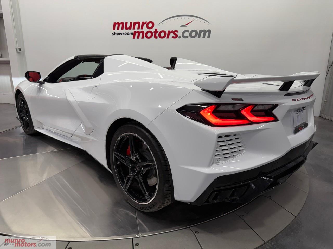 2025 Chevrolet Corvette StingRay Convertible 3LT Photo