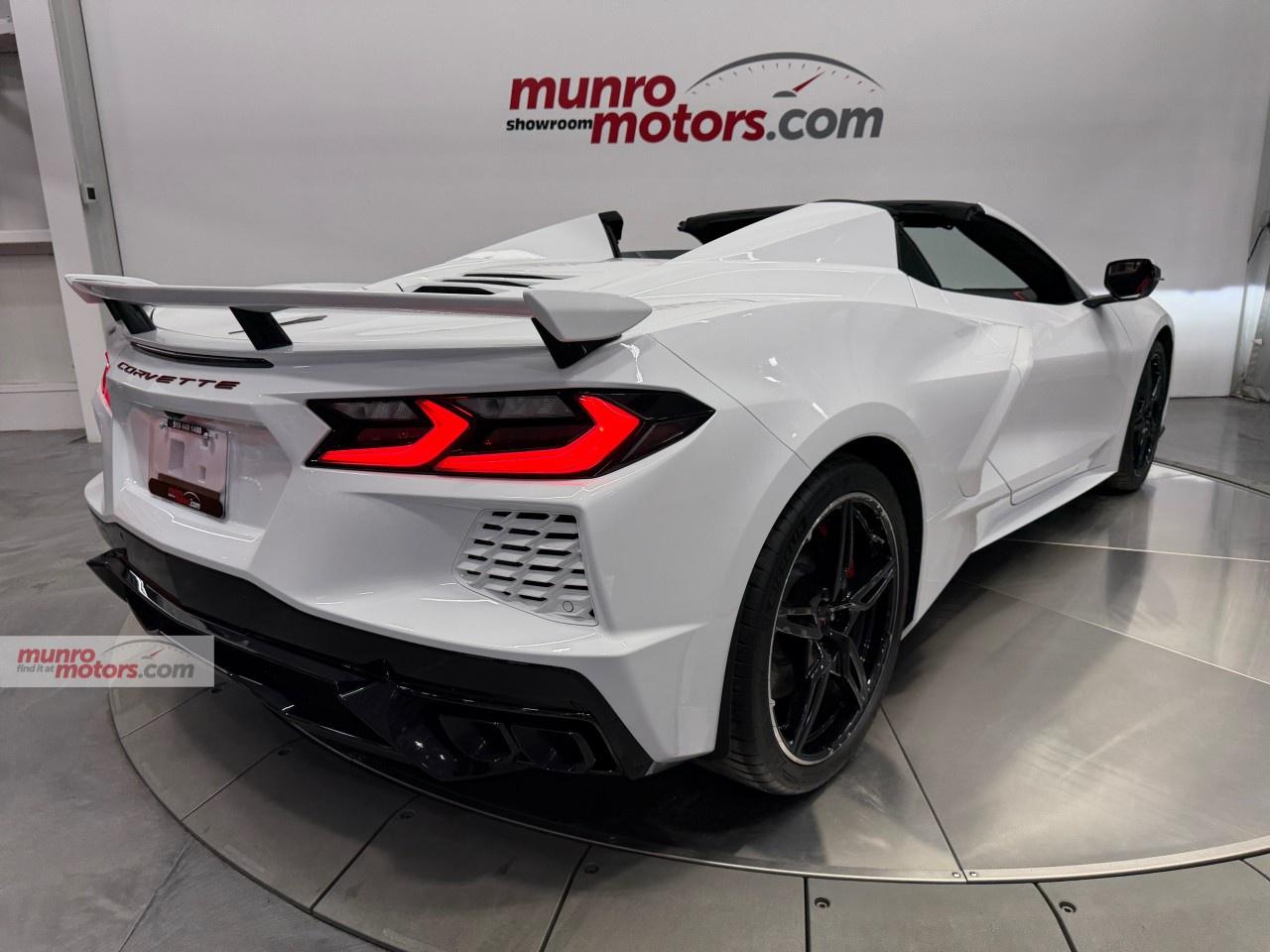 2025 Chevrolet Corvette StingRay Convertible 3LT Photo