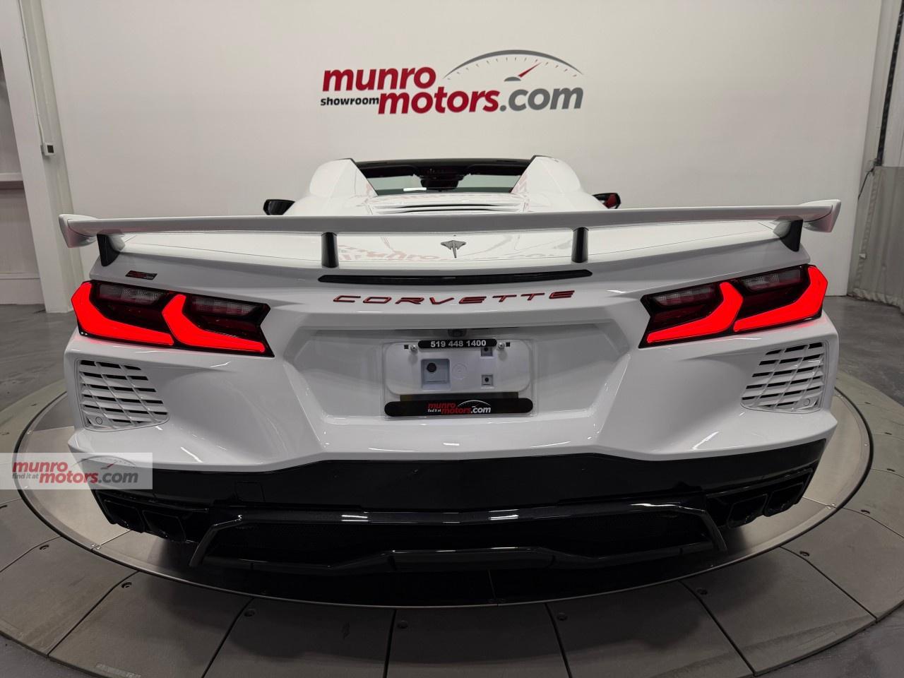 2025 Chevrolet Corvette StingRay Convertible 3LT Photo