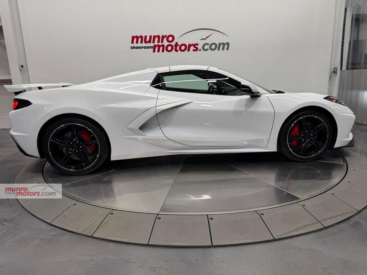 2025 Chevrolet Corvette StingRay Convertible 3LT Photo