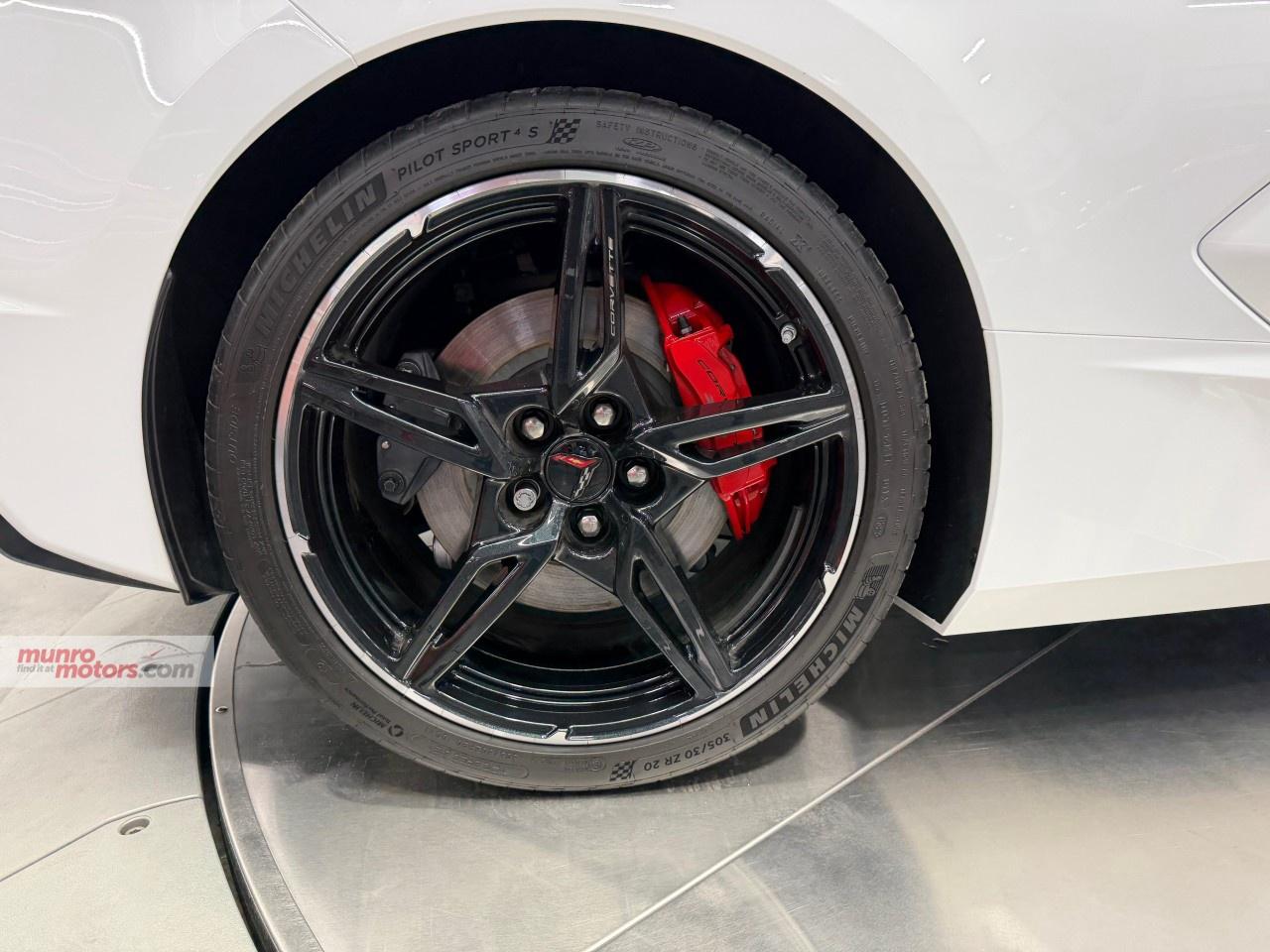 2025 Chevrolet Corvette StingRay Convertible 3LT Photo