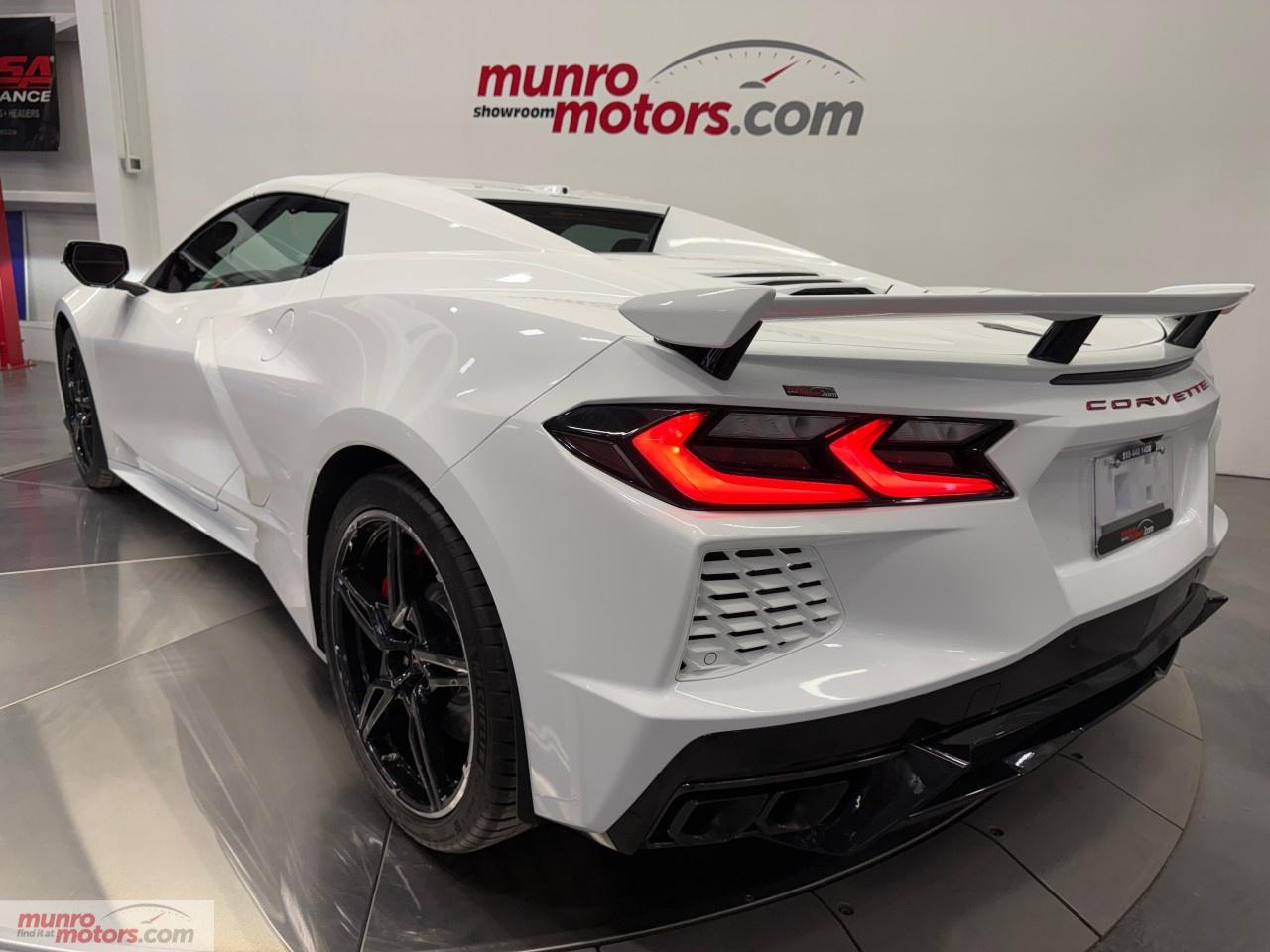 2025 Chevrolet Corvette StingRay Convertible 3LT Photo