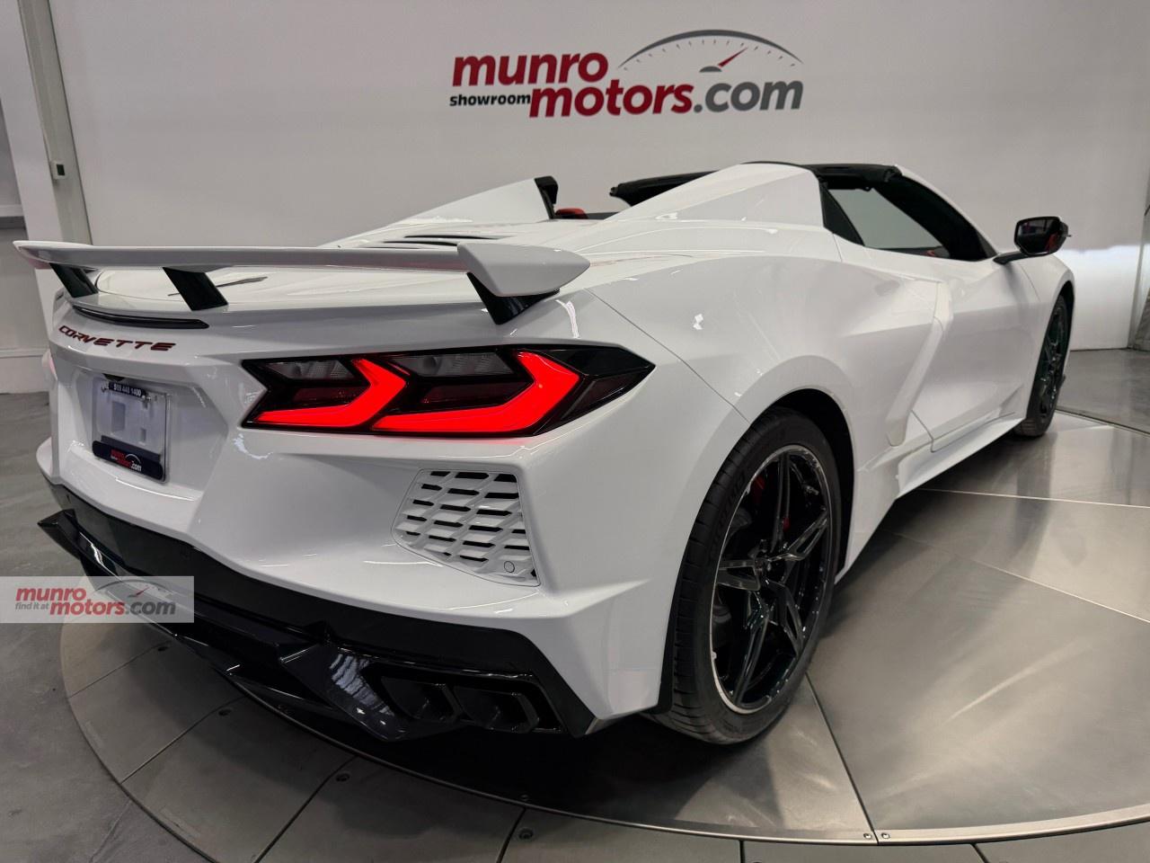 2025 Chevrolet Corvette StingRay Convertible 3LT Photo