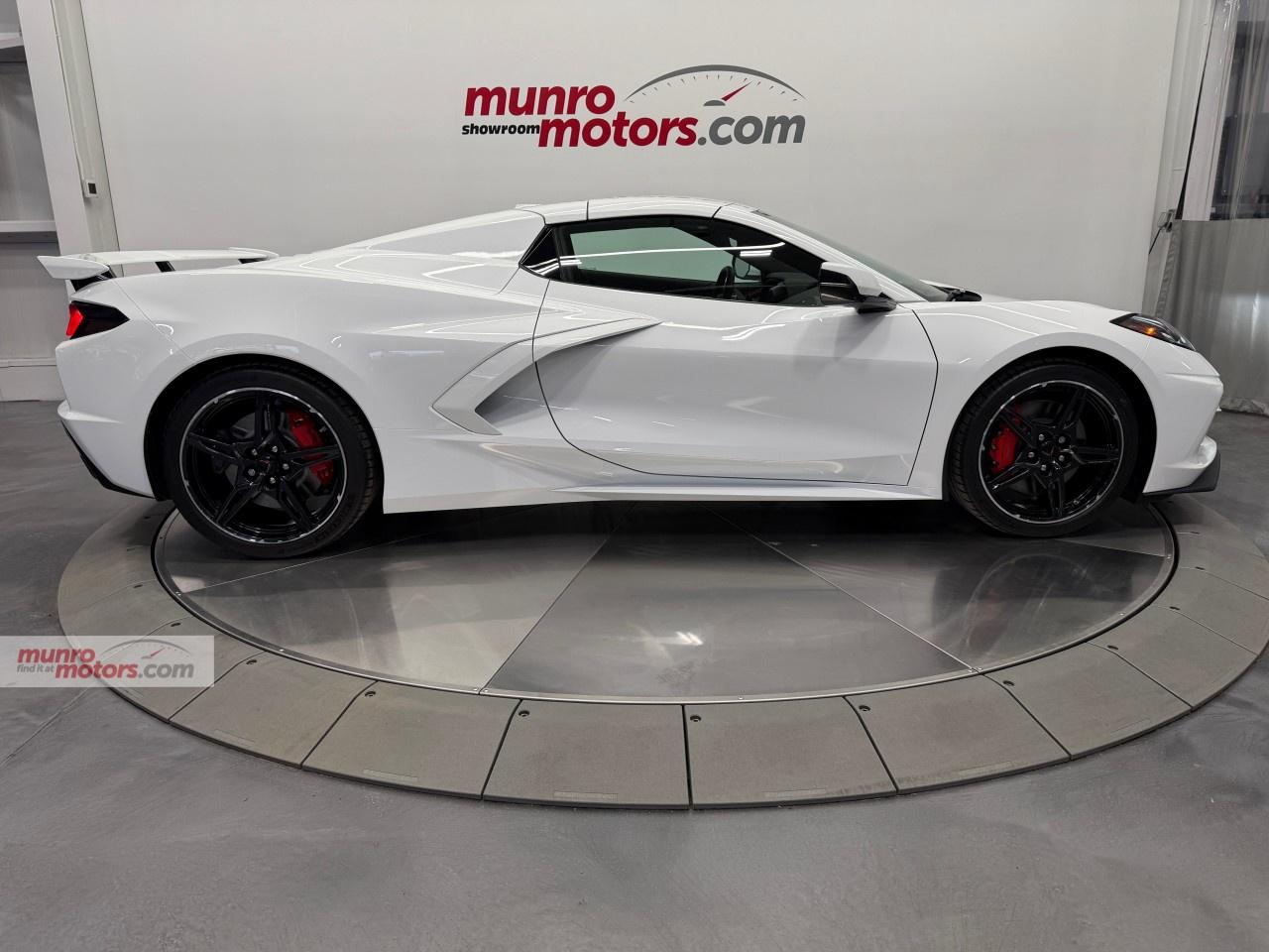 2025 Chevrolet Corvette StingRay Convertible 3LT Photo