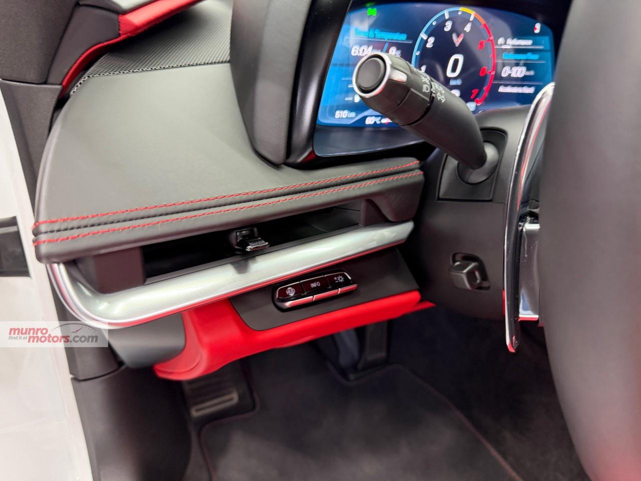 2025 Chevrolet Corvette StingRay Convertible 3LT Photo