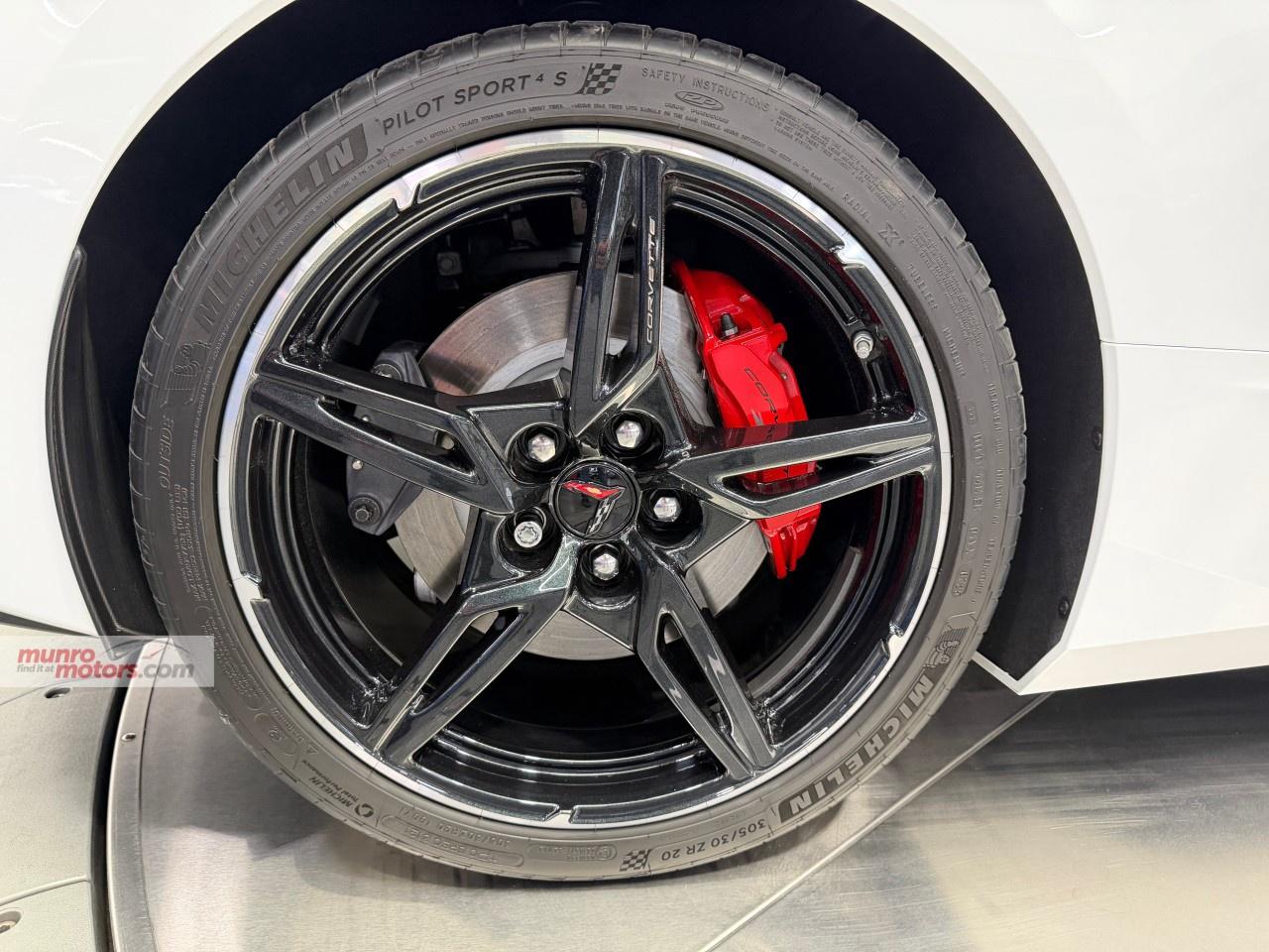 2025 Chevrolet Corvette StingRay Convertible 3LT Photo