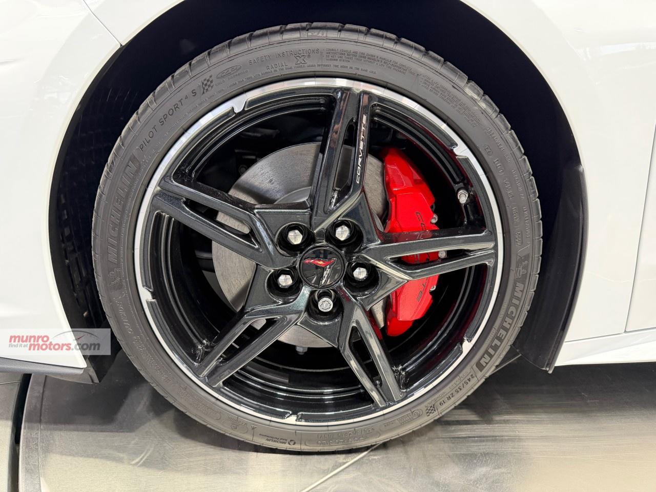 2025 Chevrolet Corvette StingRay Convertible 3LT Photo