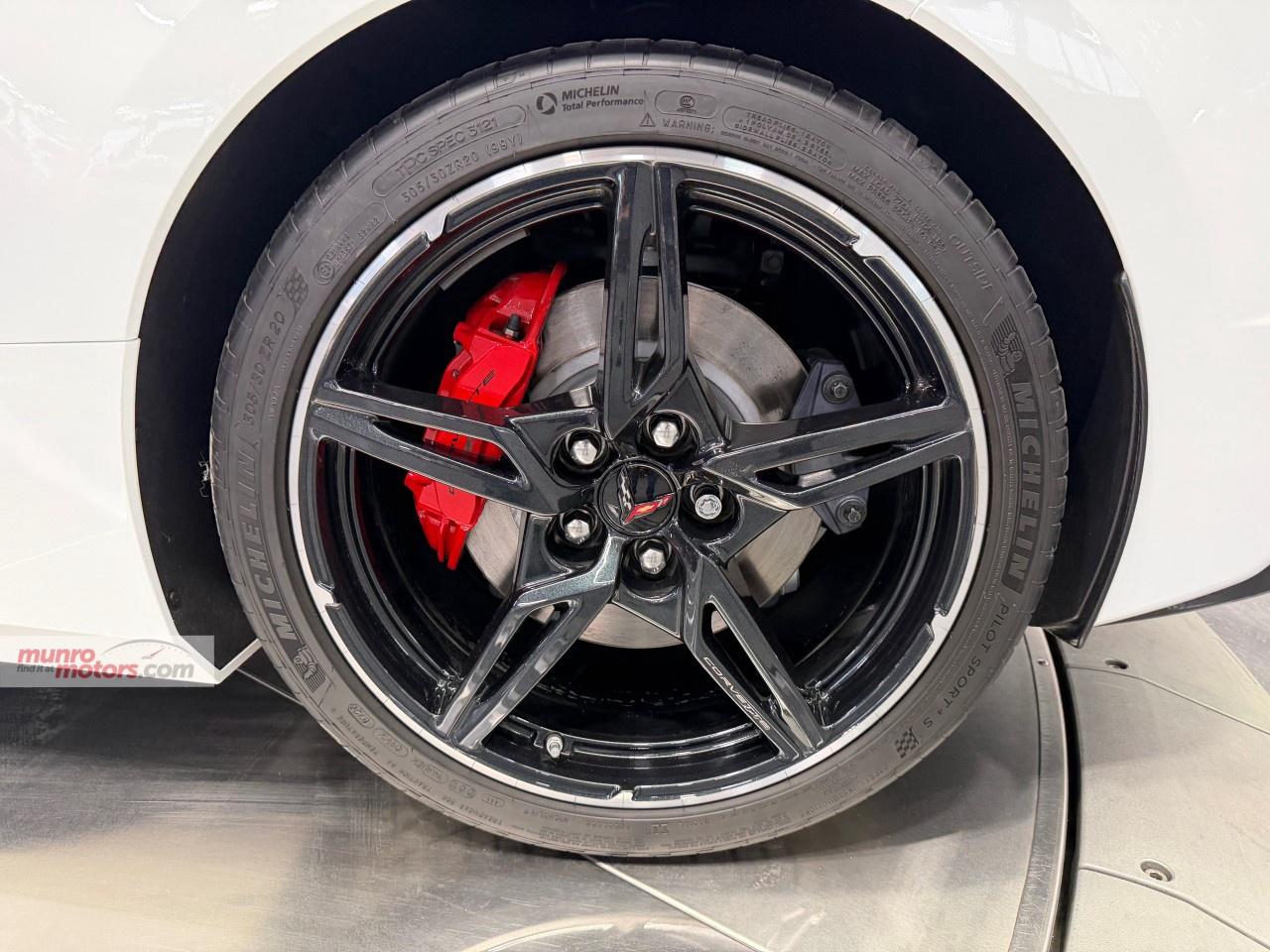 2025 Chevrolet Corvette StingRay Convertible 3LT Photo