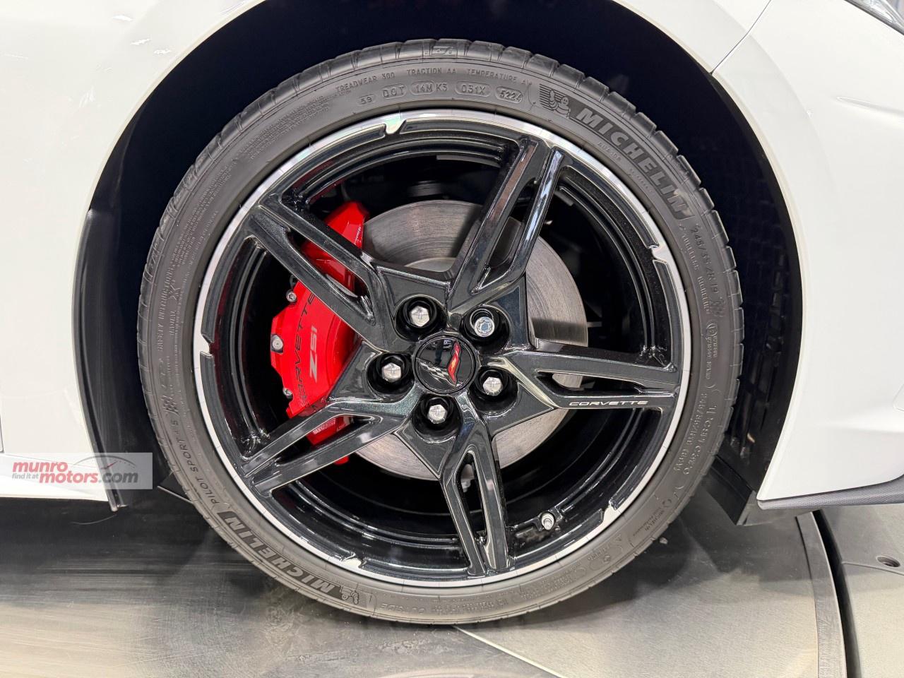 2025 Chevrolet Corvette StingRay Convertible 3LT Photo