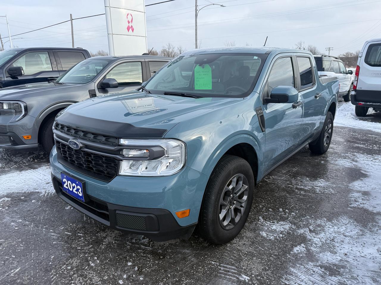 2023 Ford Maverick XLT Photo