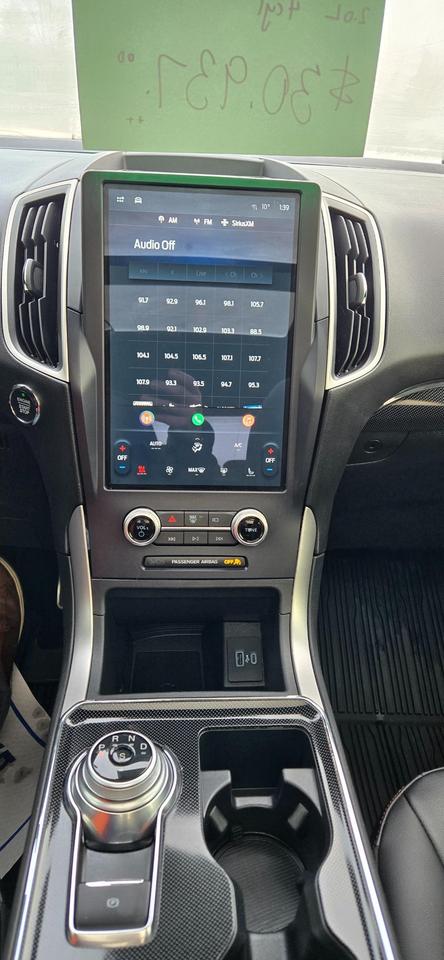 2022 Ford Edge ST Line Photo