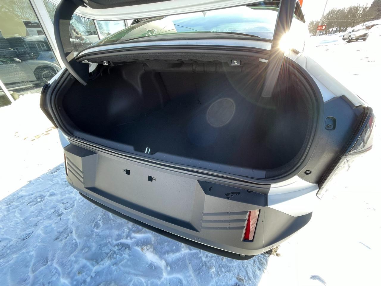 2026 Kia EV4 WIND PREMIUM Photo