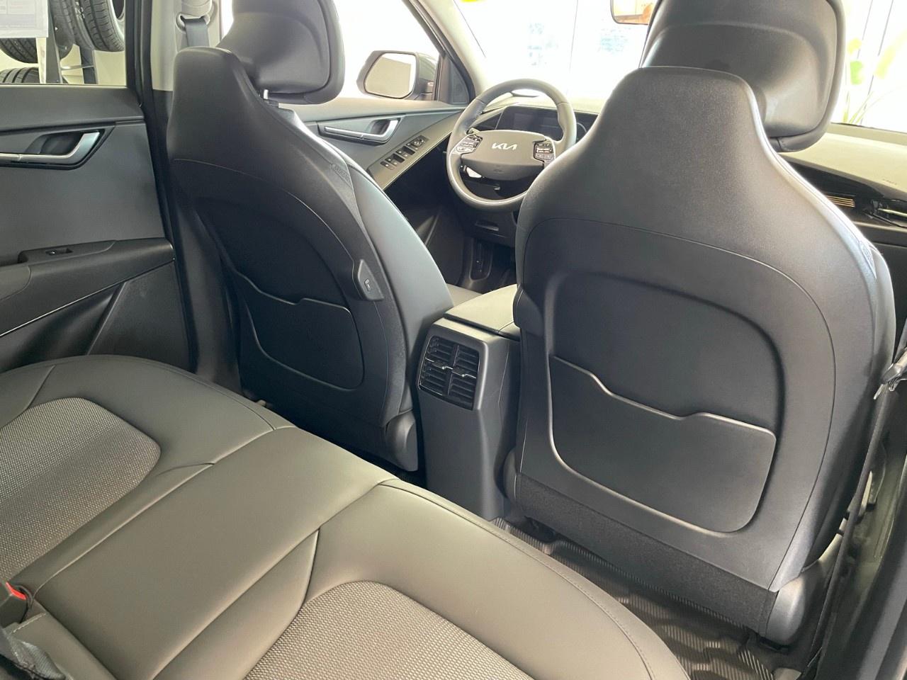 2026 Kia NIRO EV Wind  FWD Photo