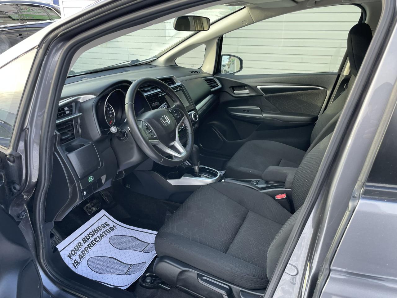 2016 Honda Fit EX **ONLY 21,000KM! YES, YOU READ RIGHT!** Photo