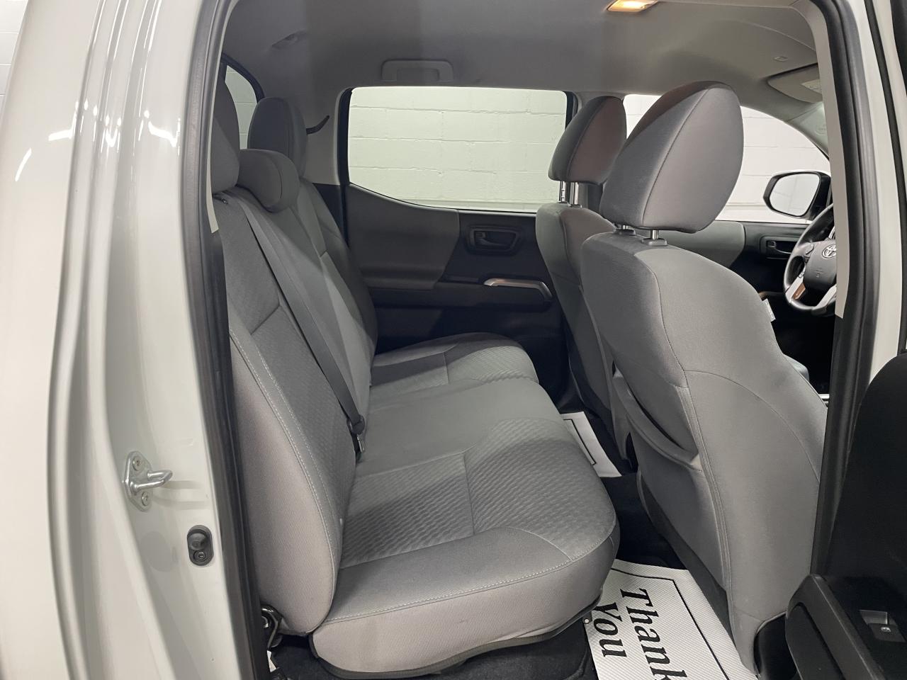 2023 Toyota Tacoma SR5 Photo9