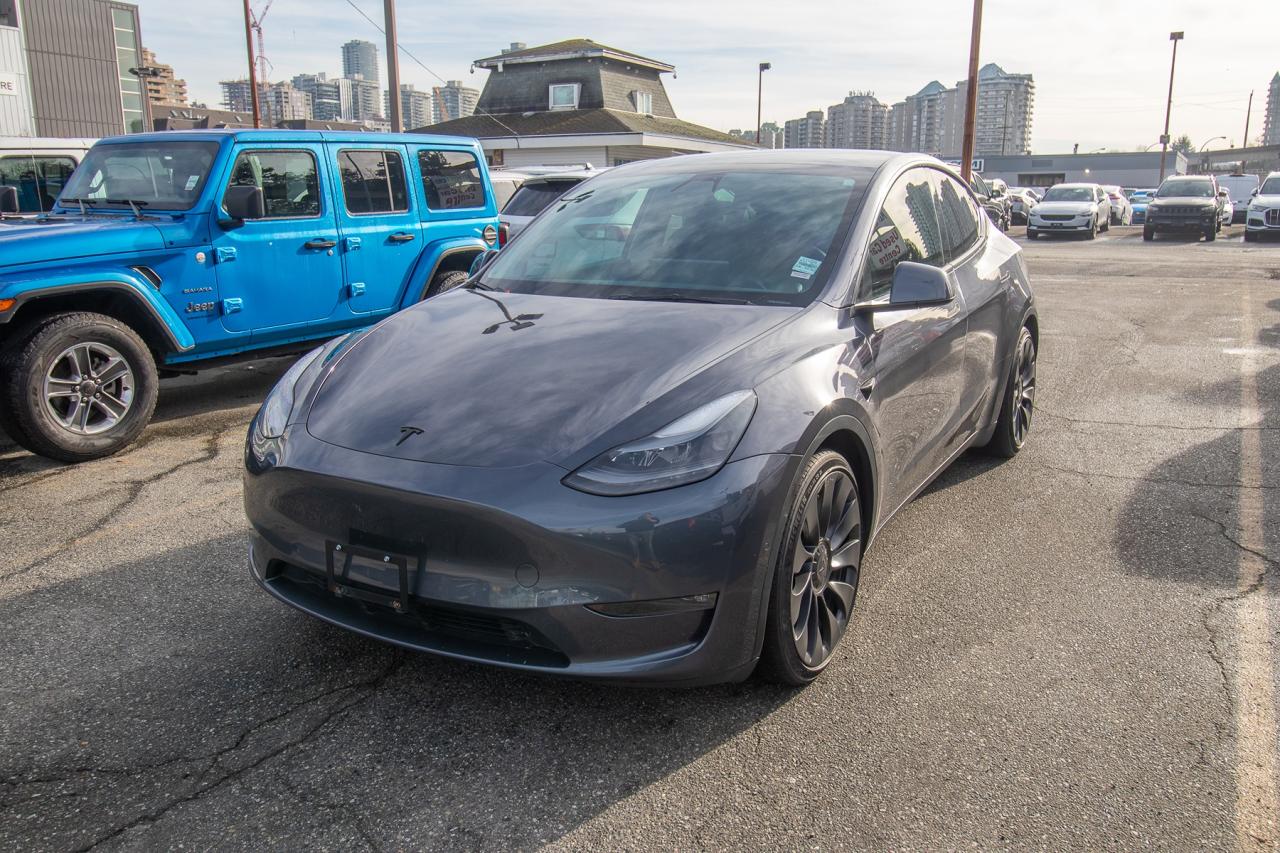 2022 Tesla Model Y Performance AWD Photo1