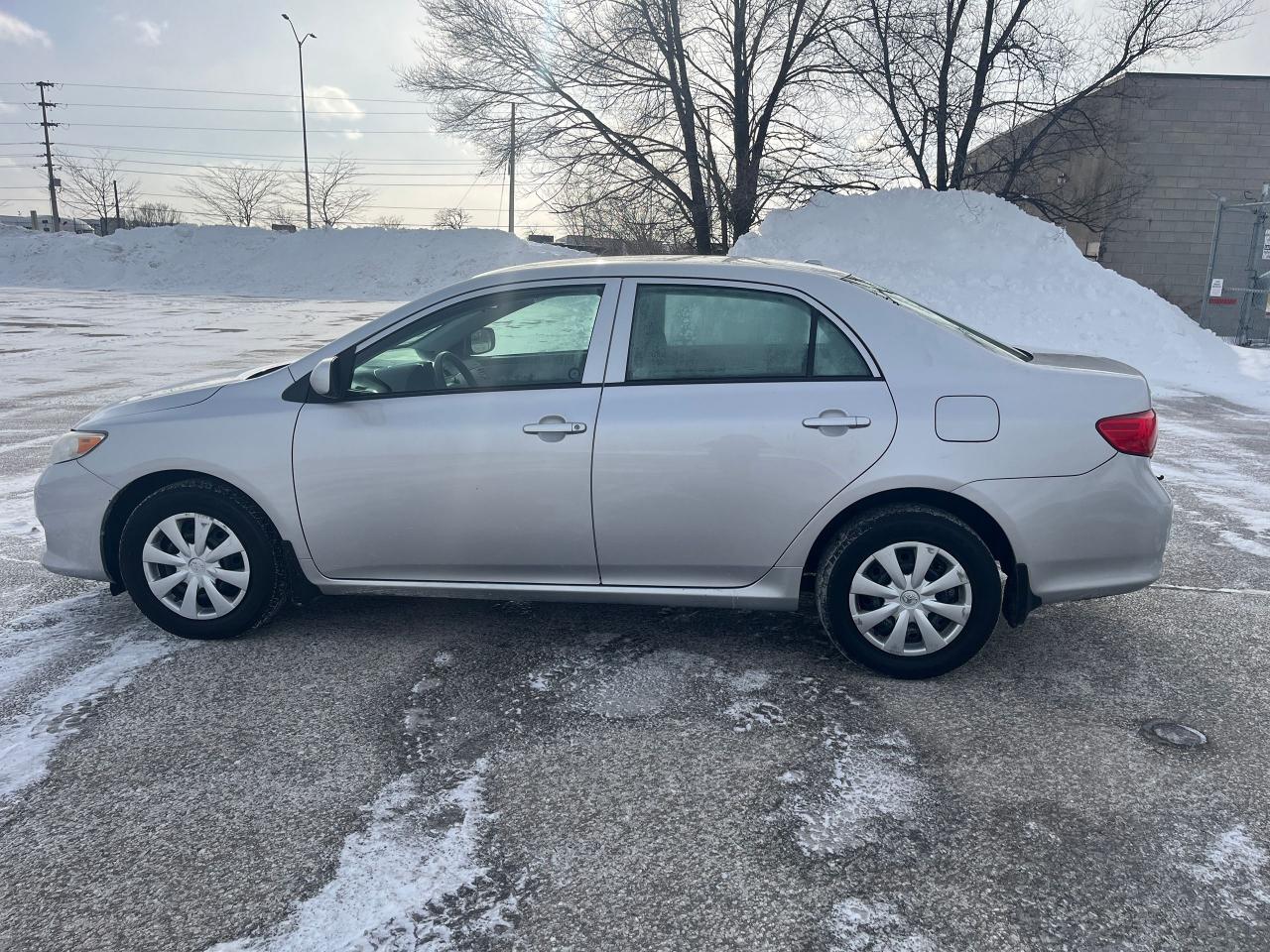 2010 Toyota Corolla CE Photo