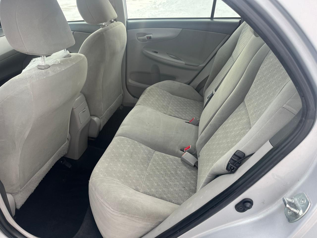 2010 Toyota Corolla CE Photo