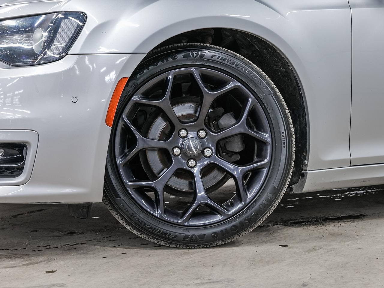 2019 Chrysler 300 300S | 20" BLACK WHEELS | PREMIUM AUDIO | Photo53