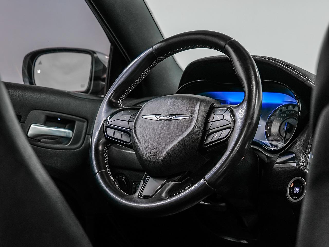 2019 Chrysler 300 300S | 20" BLACK WHEELS | PREMIUM AUDIO | Photo43