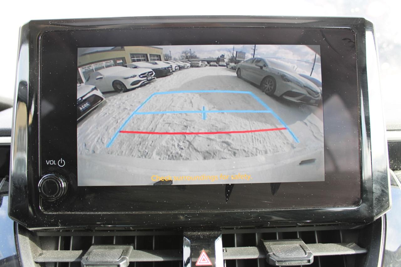 2024 Toyota Corolla LE Photo